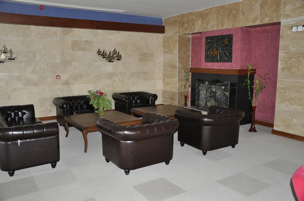 Umut Thermal Spa & Wellness Hotel Karakiran ภายนอก รูปภาพ
