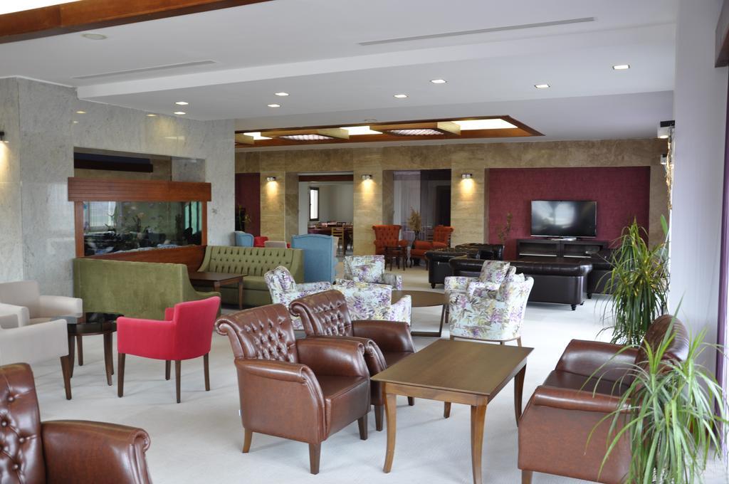 Umut Thermal Spa & Wellness Hotel Karakiran ภายนอก รูปภาพ