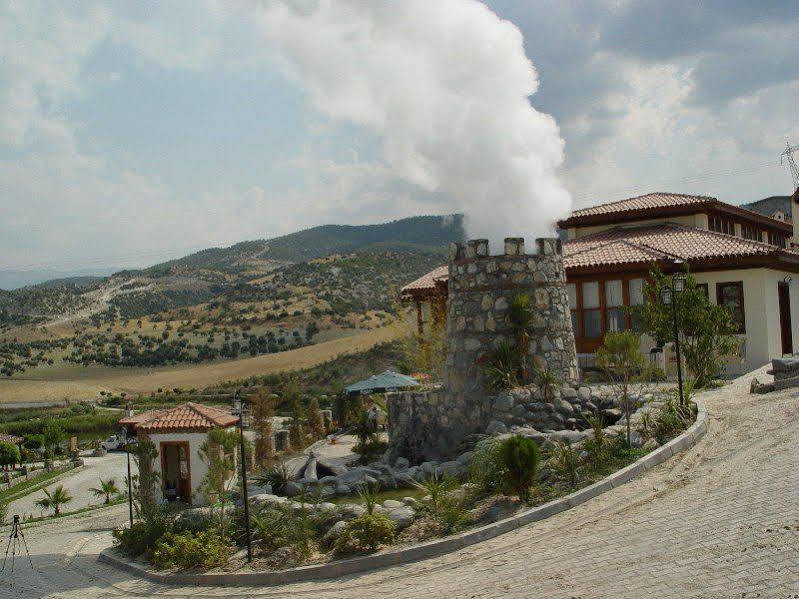 Umut Thermal Spa & Wellness Hotel Karakiran ภายนอก รูปภาพ
