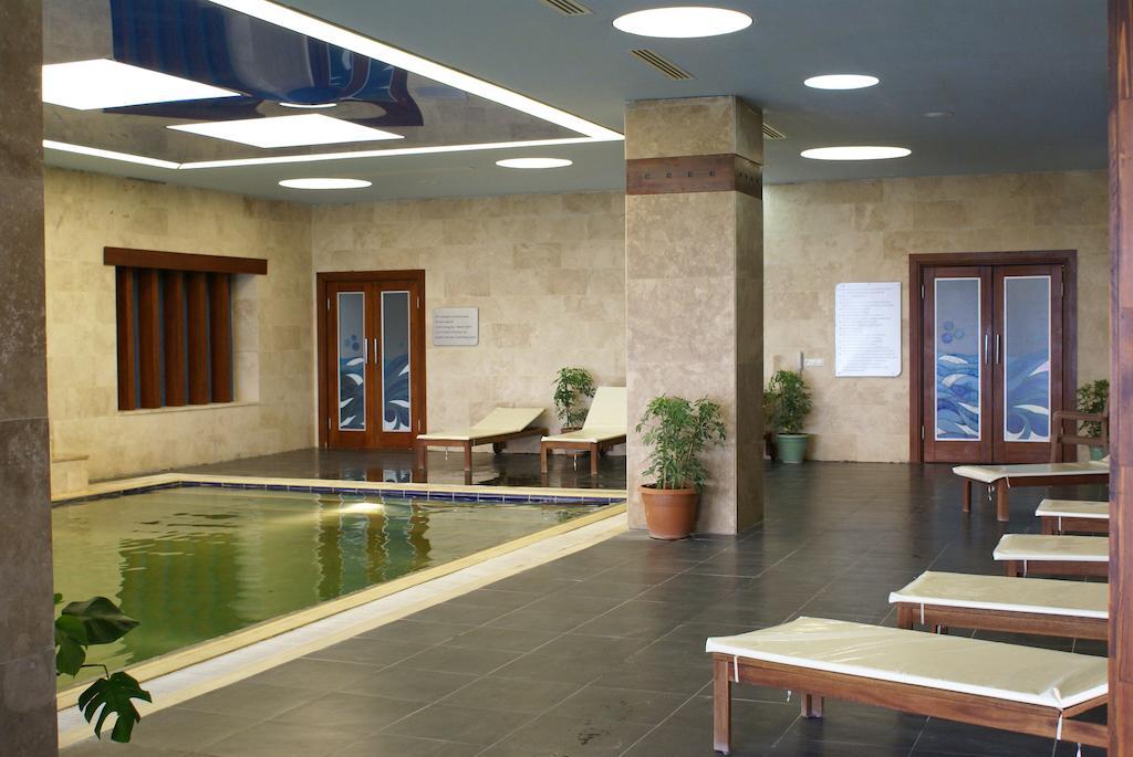 Umut Thermal Spa & Wellness Hotel Karakiran ภายนอก รูปภาพ